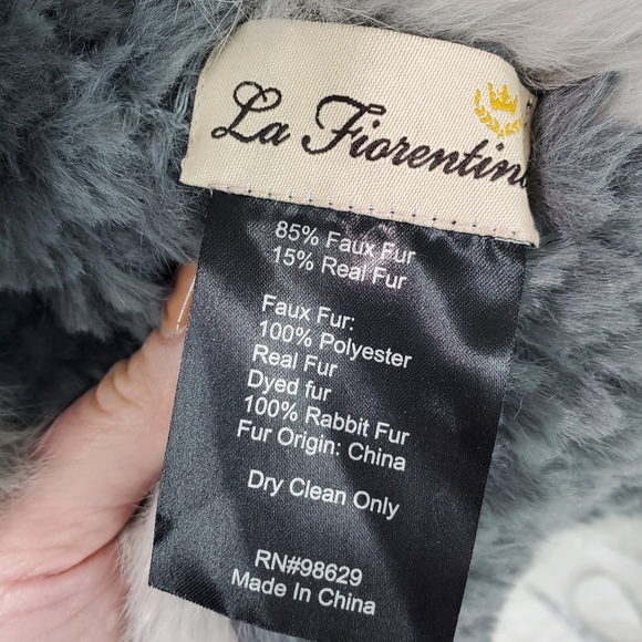 LA FIORENTINA TWO TONE FAUX FUR/REAL FUR MUFFLER/ SCARF - GRAY/GREY - Picture 2 of 6